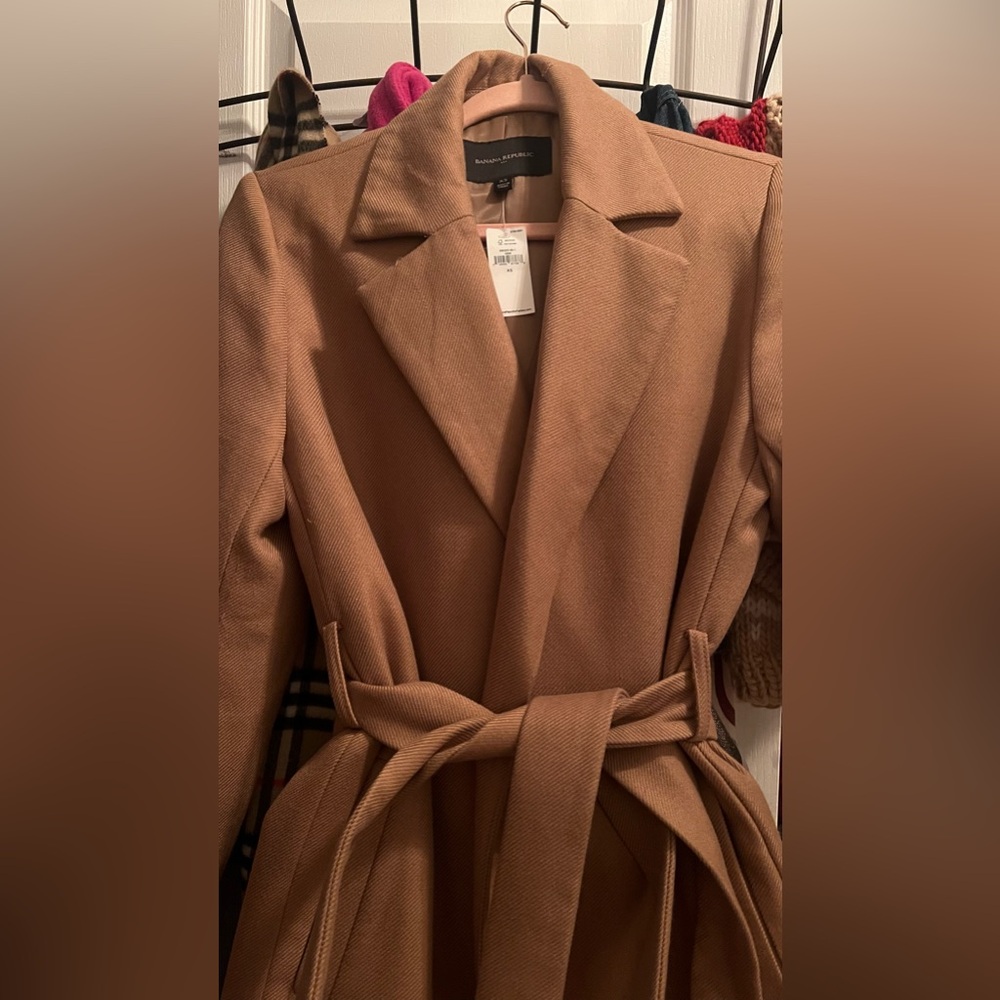 SOLD!!!!Beautiful caramel color Banana republic coat